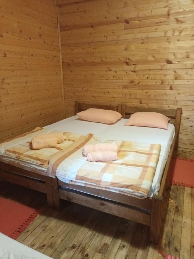 Lolini Bungalovi Novi Sad Exteriér fotografie