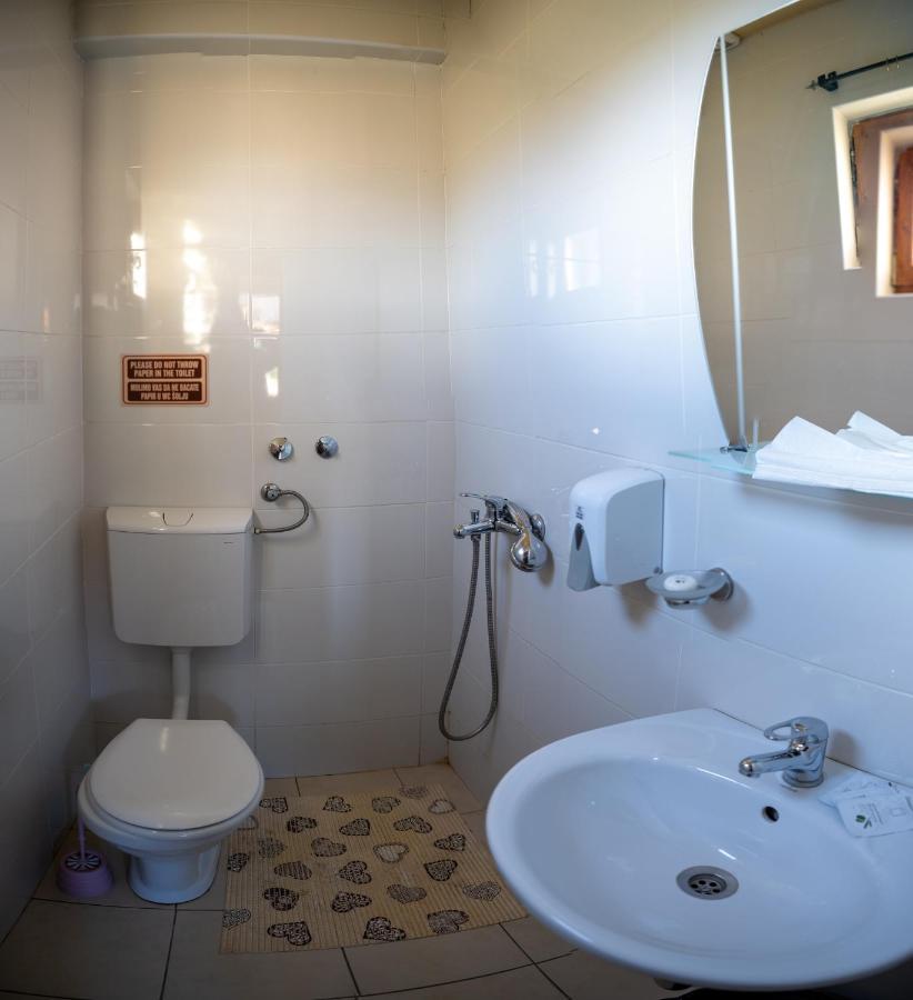 Lolini Bungalovi Novi Sad Exteriér fotografie