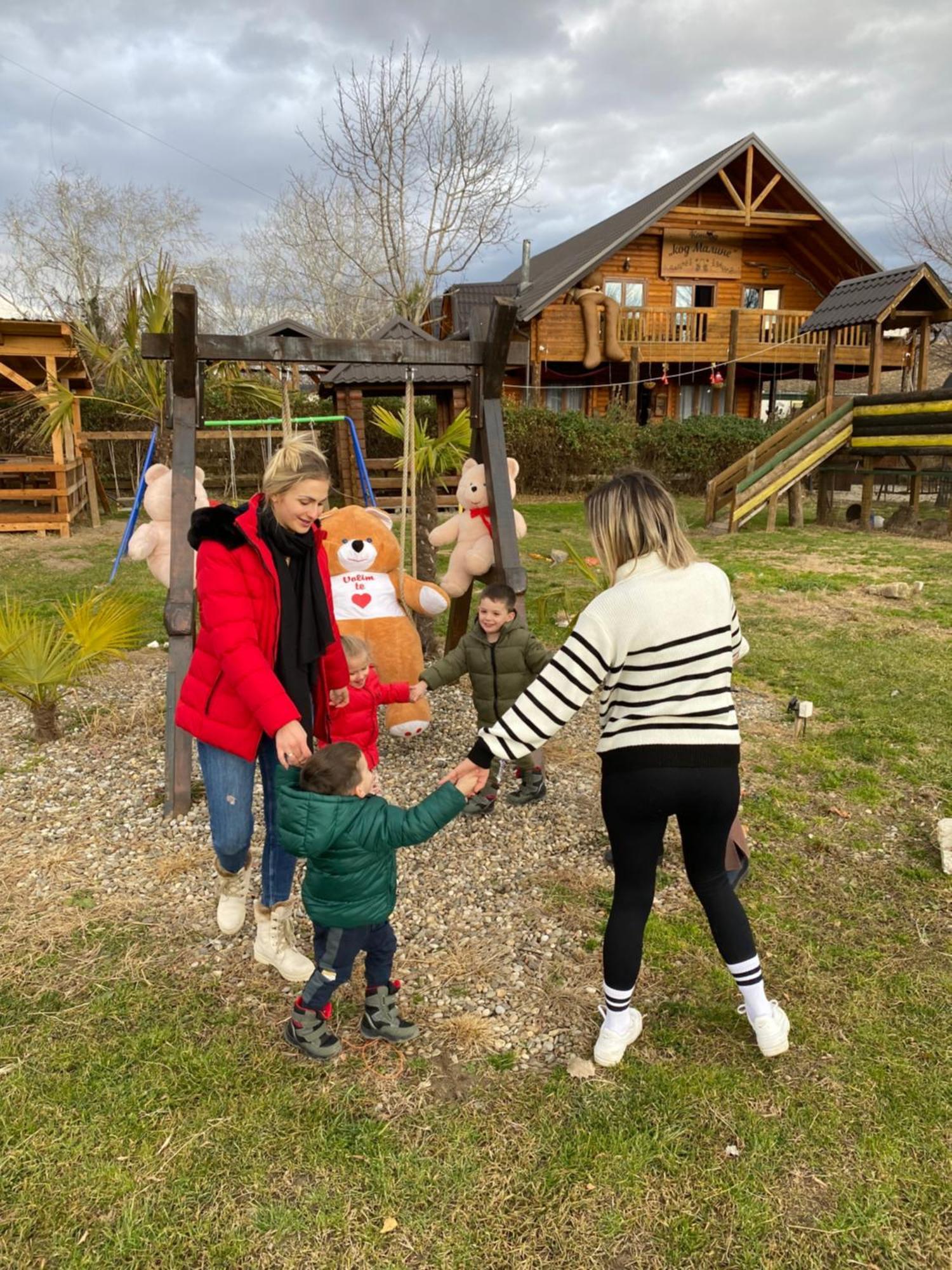 Lolini Bungalovi Novi Sad Exteriér fotografie